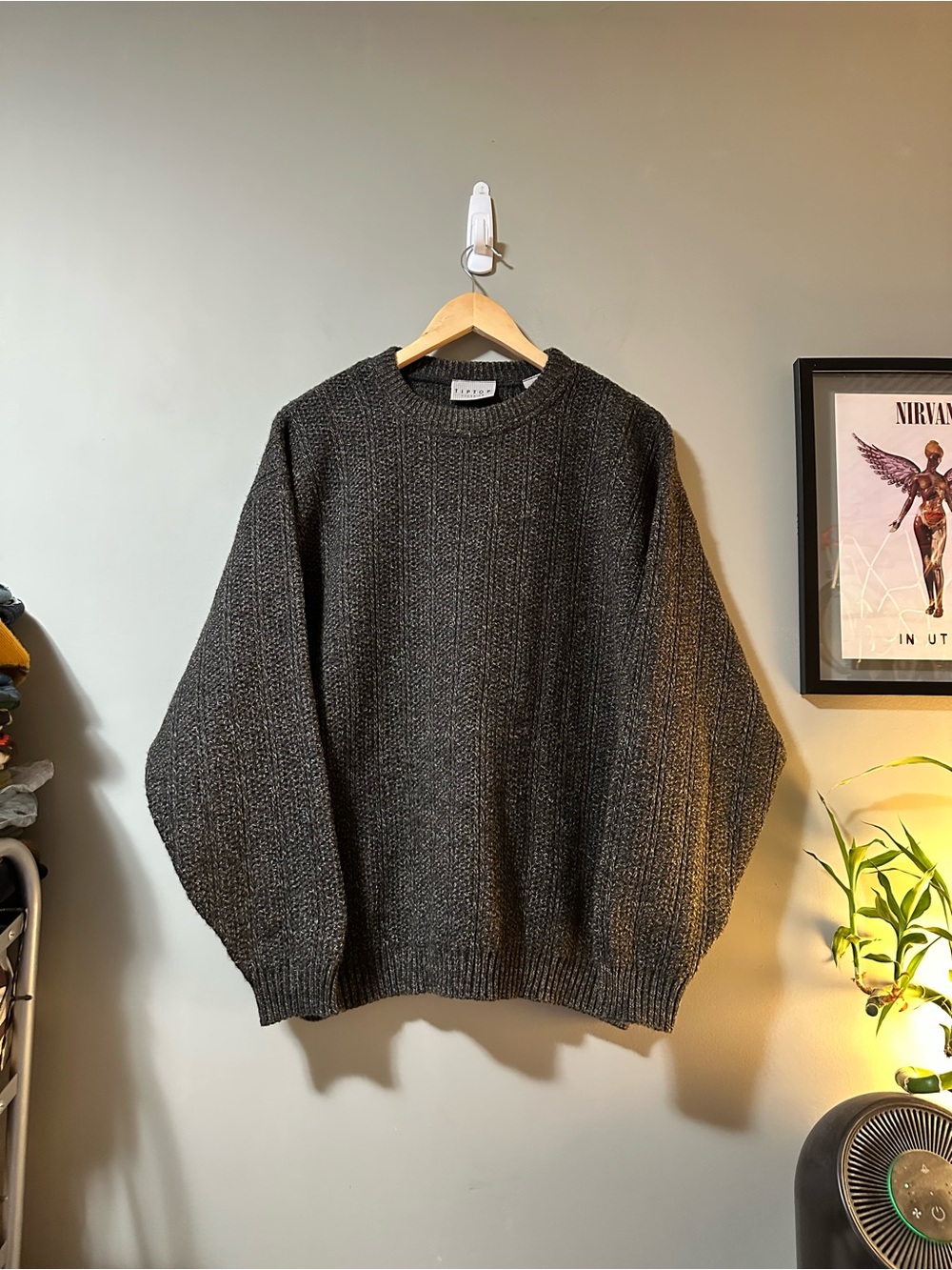 Vintage Textured Crewneck Sweater in Charcoal